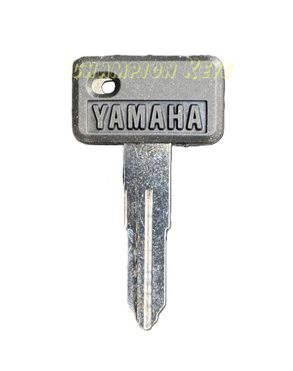 YAMAHA OEM, RUBBER KEY CAP (526-82579-00)