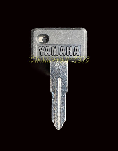YAMAHA OEM, RUBBER KEY CAP (526-82579-00)