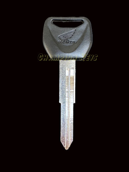 HONDA KEY (35121-MAS-G01)   _   Key Code Series 00000001-33333333, J00-U39   _   Year: 1988-2026   _   Models: CRF’s-450-300-250-CL’s-500-Rebel-CMX’s-300-500-CBR’s-300-250-CB’s-1000-900-ST’s-1000-1300-VFR’s-800-VTR’s-1000-FSC600-PS250