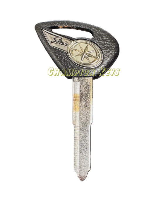 YAMAHA KEY OEM (5PX-82511-09-00) Key Code Series: A7001-A8501, Year: 2002-2017